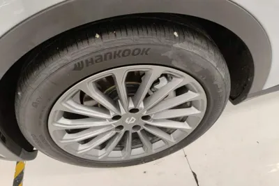 Leapmotor C11