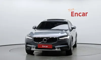 Volvo V90