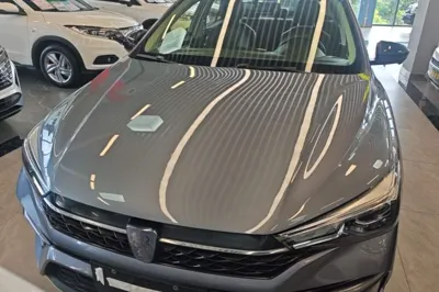 Roewe i5