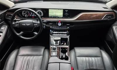 Genesis EQ900