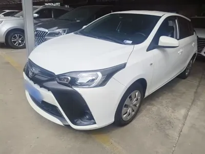 Toyota Yaris L