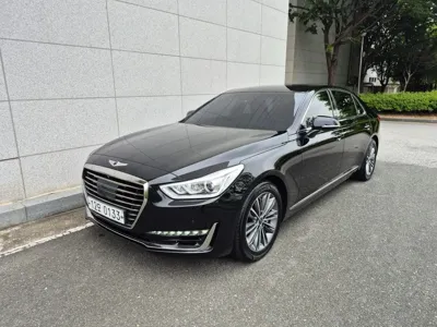 Genesis EQ900
