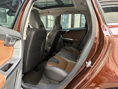 Volvo XC60 (Import)
