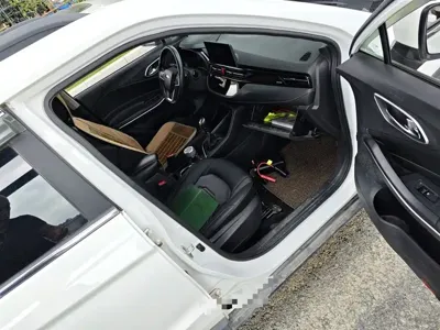 JAC Refine S4