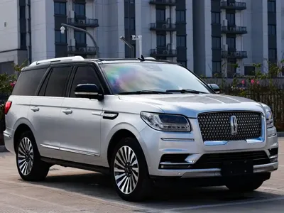 Lincoln Navigator