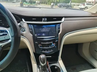 Cadillac XTS