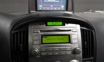 Hyundai Starex