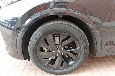 Li Auto L7