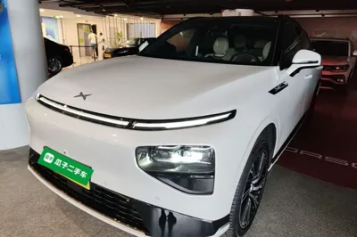 Xpeng G9