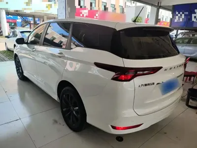 Wuling Victory