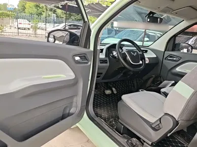 Wuling MINIEV