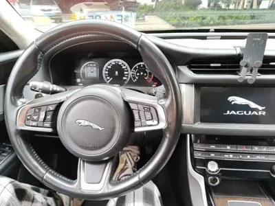 Jaguar XFL