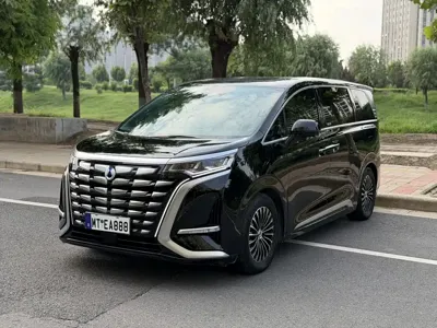 Denza Denza D9