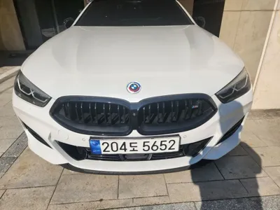 BMW 8-Series