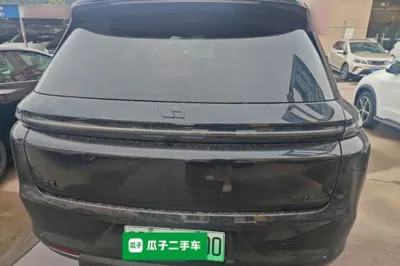Li Auto L8