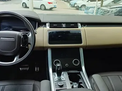 Land Rover Sport