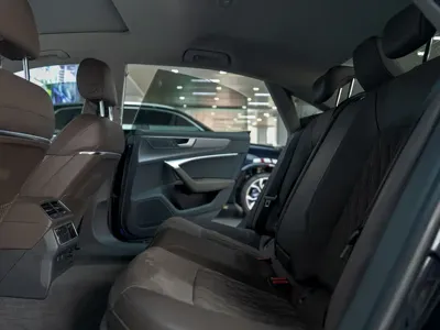 Audi A7L
