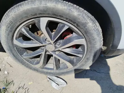 Geely Emgrand GS