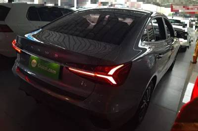 Roewe i5