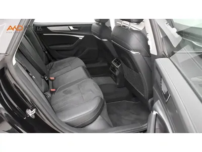 Audi A7L