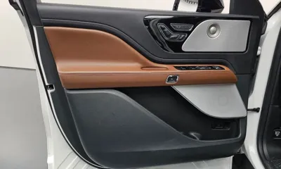 Lincoln Aviator