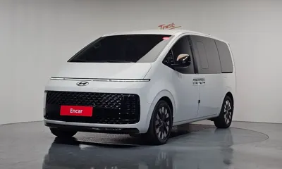 Hyundai Staria