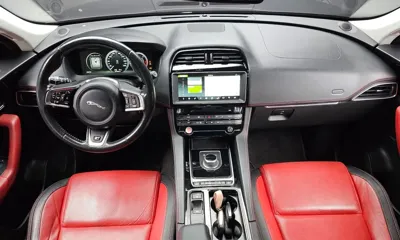 Jaguar F-Pace