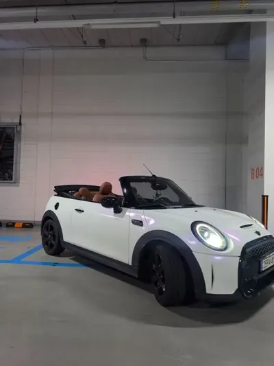MINI Cooper Convertible