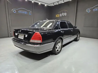 Hyundai Equus