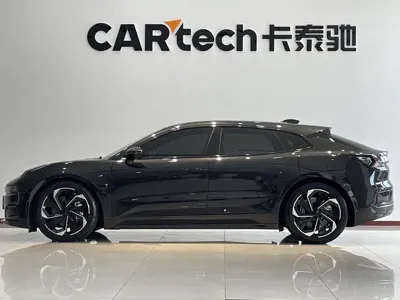 Zeekr 001