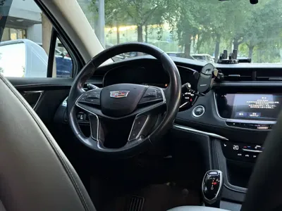 Cadillac XT5