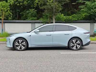 Nio ET5