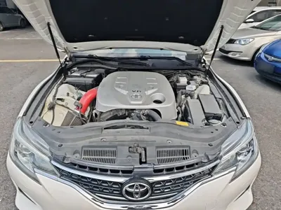 Toyota Reiz