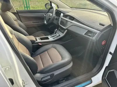 Geely Emgrand GS