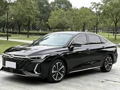 Chery Arrizo 8