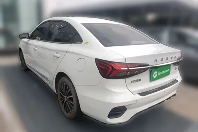 Roewe i5