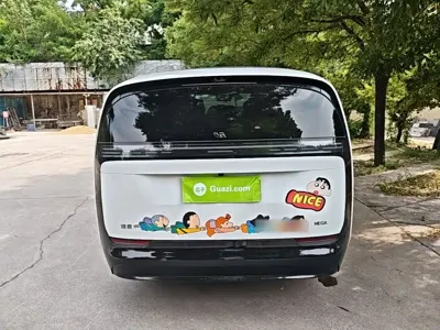 Li Auto Li MEGA