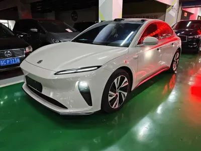 Nio ET5