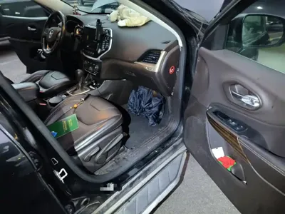 Jeep Cherokee (Import)