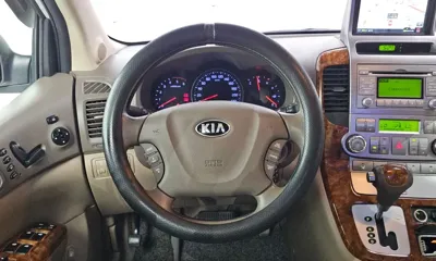 Kia Canival