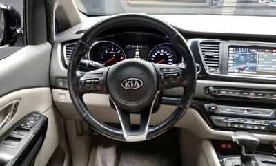 Kia Canival
