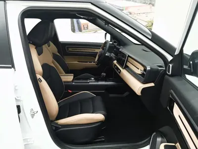 Geely ICON