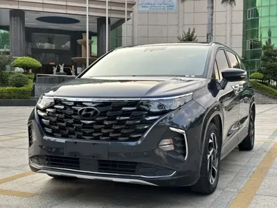 Hyundai Custo