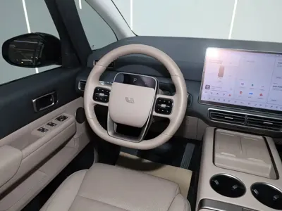 Li Auto Li MEGA
