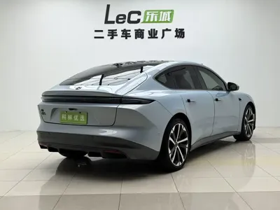Nio ET5
