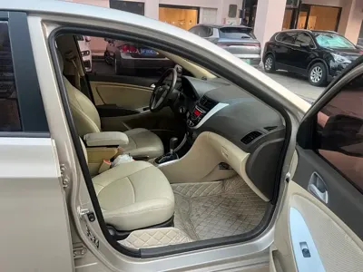Hyundai Verna