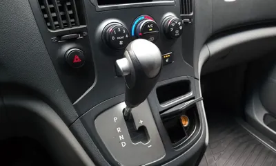 Hyundai Starex