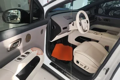 Li Auto Li Auto i6