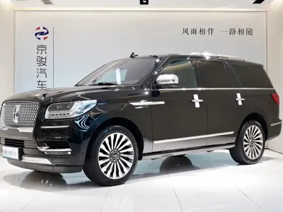 Lincoln Navigator