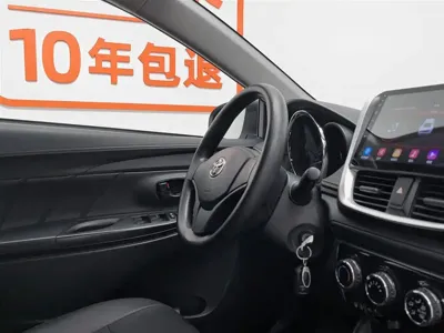 Toyota Yaris L